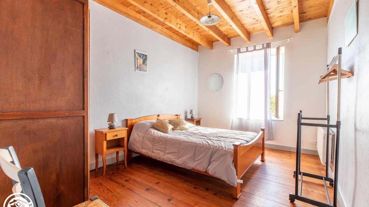 Photo of Bedroom in Saint-Romain