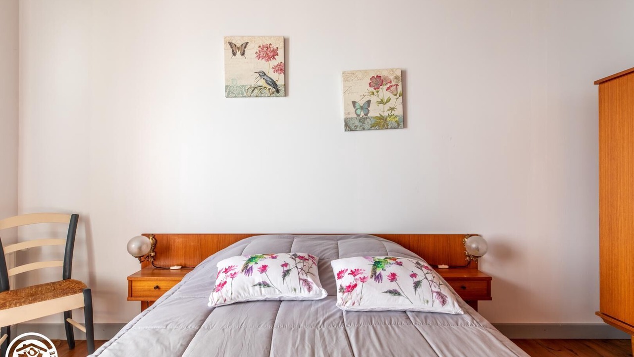 Photo of Bedroom in Saint-Romain