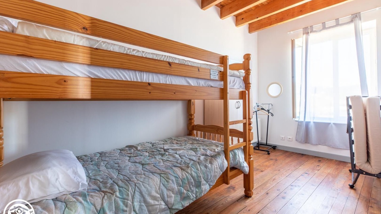 Photo of Bedroom in Saint-Romain