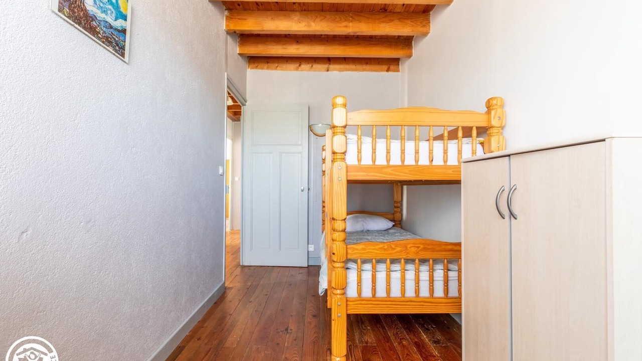 Photo of Bedroom in Saint-Romain