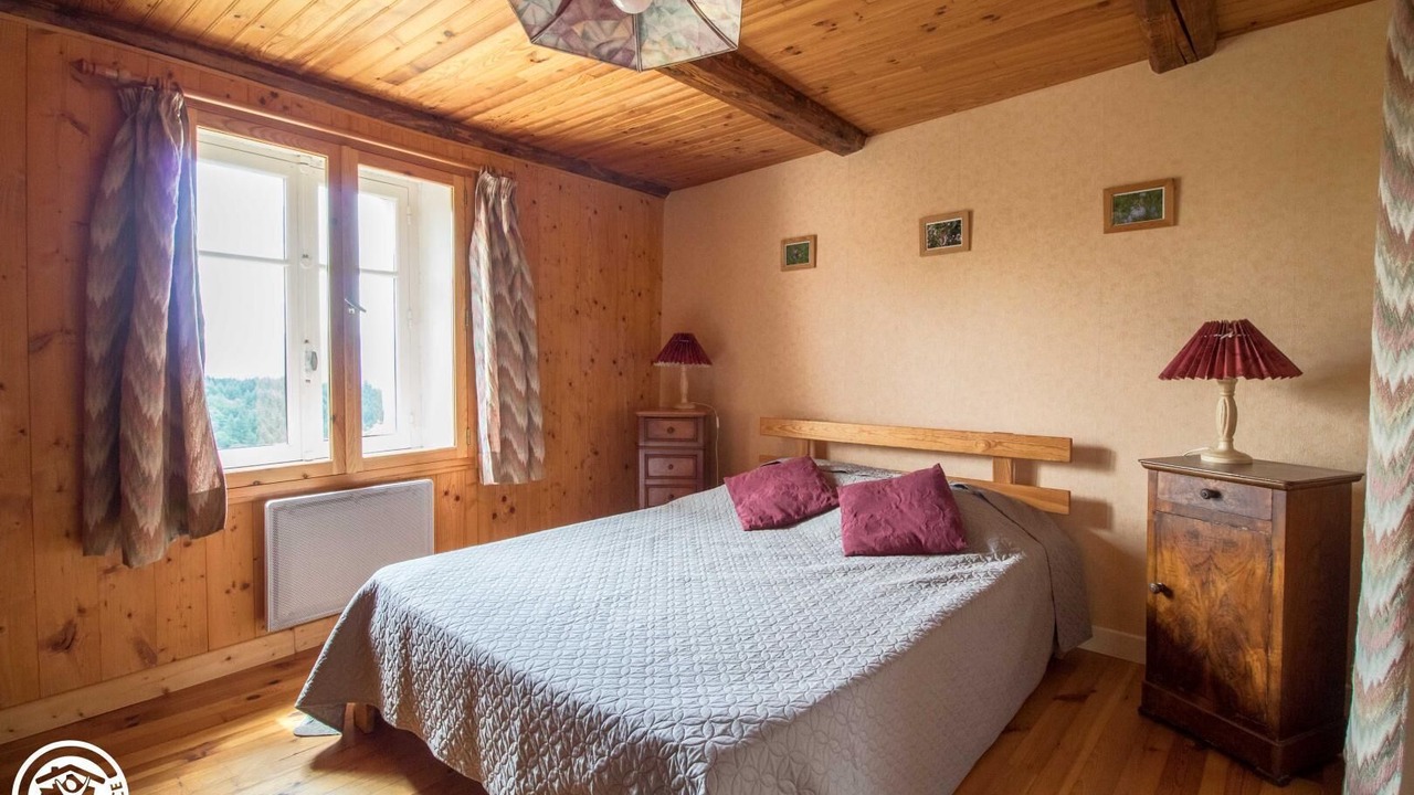 Photo of Bedroom in Ambert