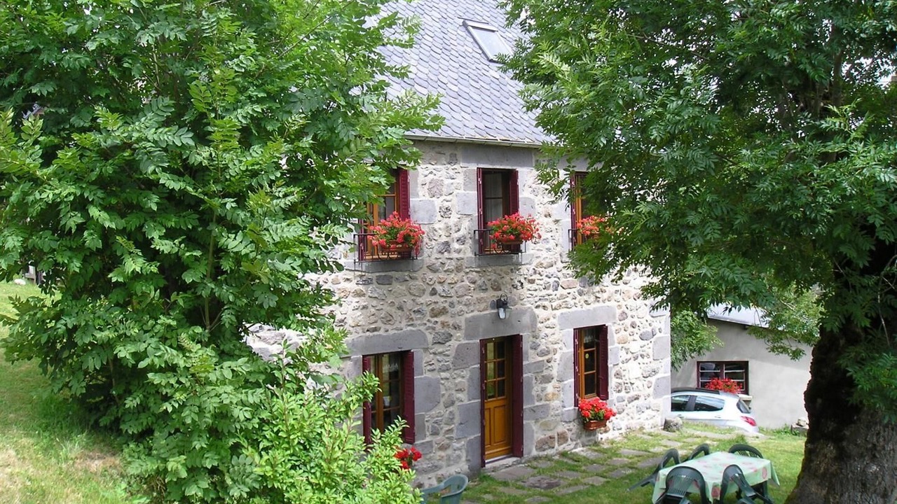 Photo of Outdoor in Chambon-sur-Lac