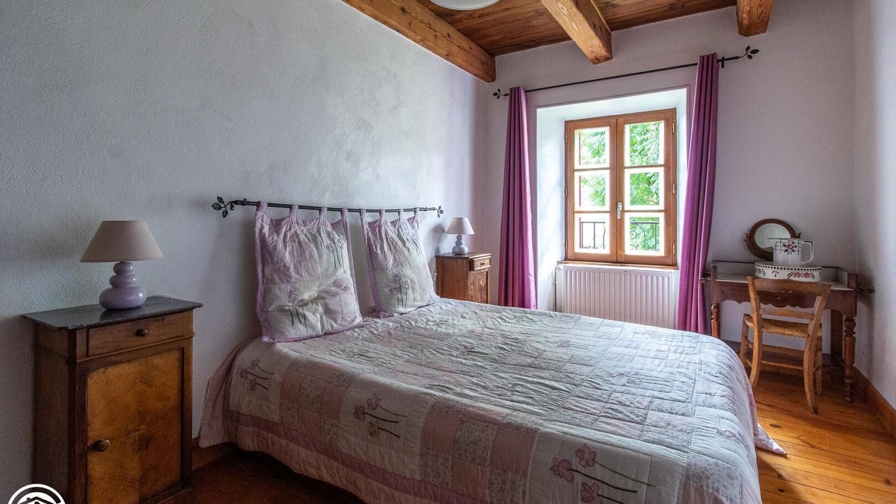 Photo of Bedroom in Chambon-sur-Lac