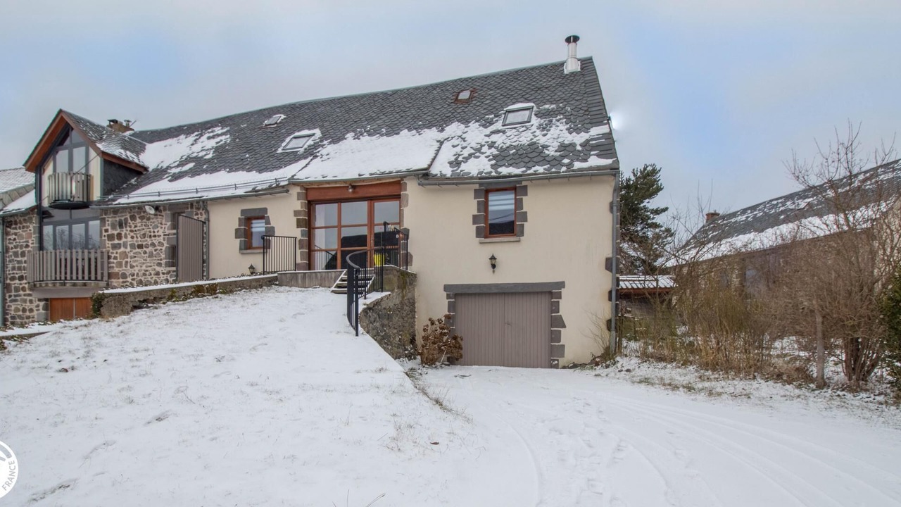 Photo of Outdoor in Vernines