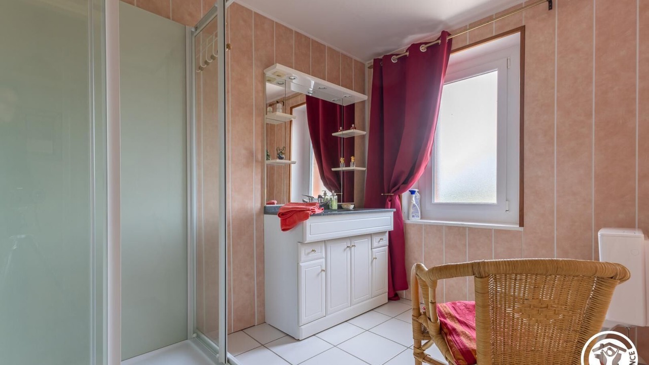 Photo of Bathroom in Verneugheol