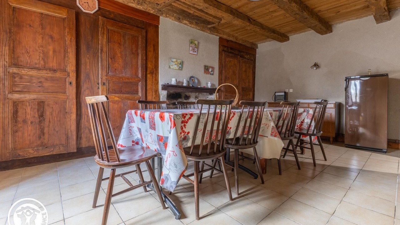 Photo of Others in Vervialle