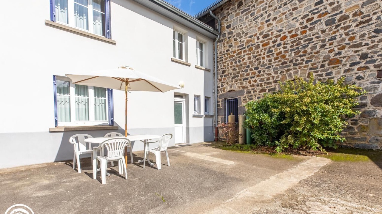 Photo of Outdoor in Vernines