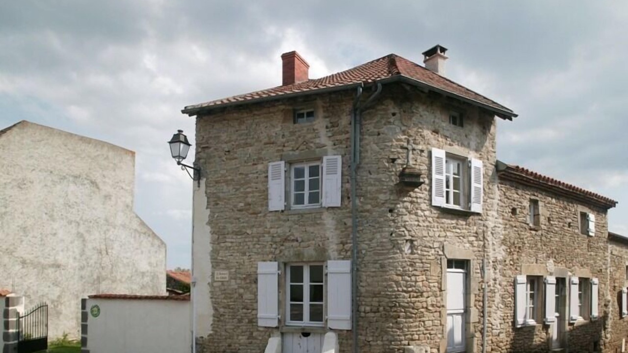 Photo of Outdoor in Artonne