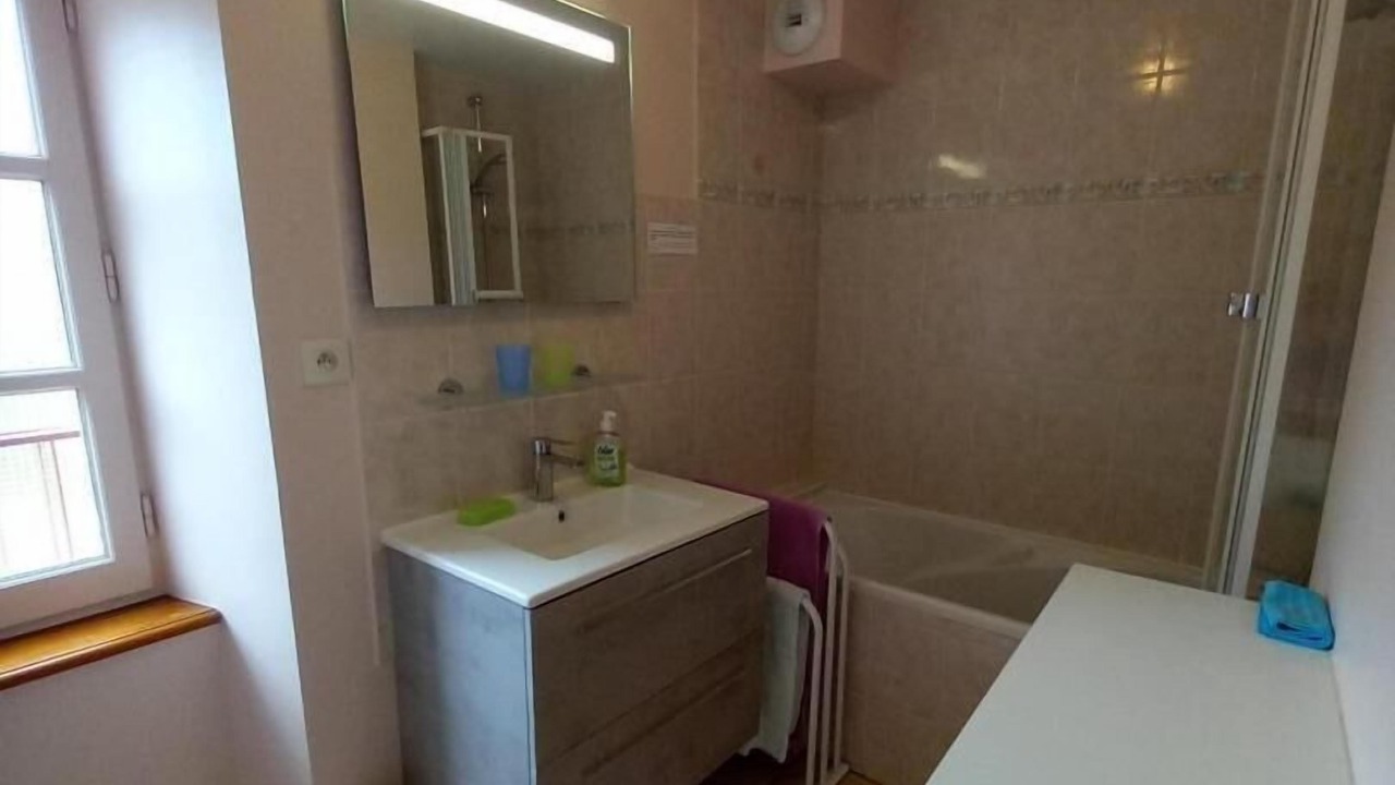 Photo of Bathroom in Saint-Babel