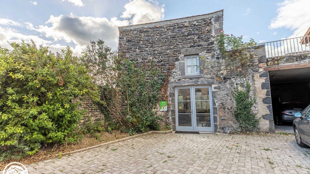 Photo of Outdoor in Saint-Saturnin