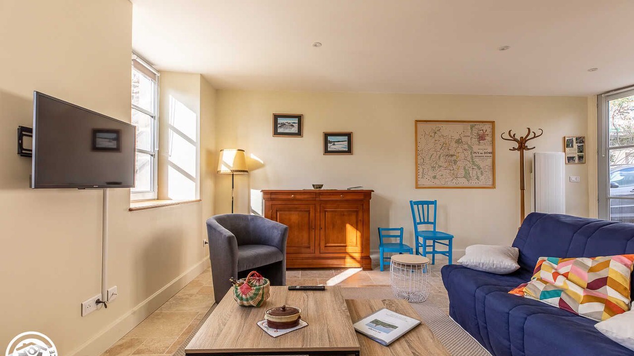 Photo of Livingroom in Saint-Saturnin