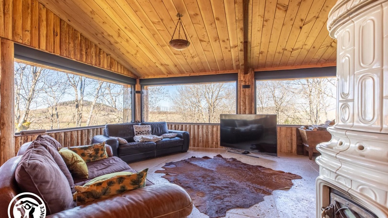 Photo of Livingroom in Orcival
