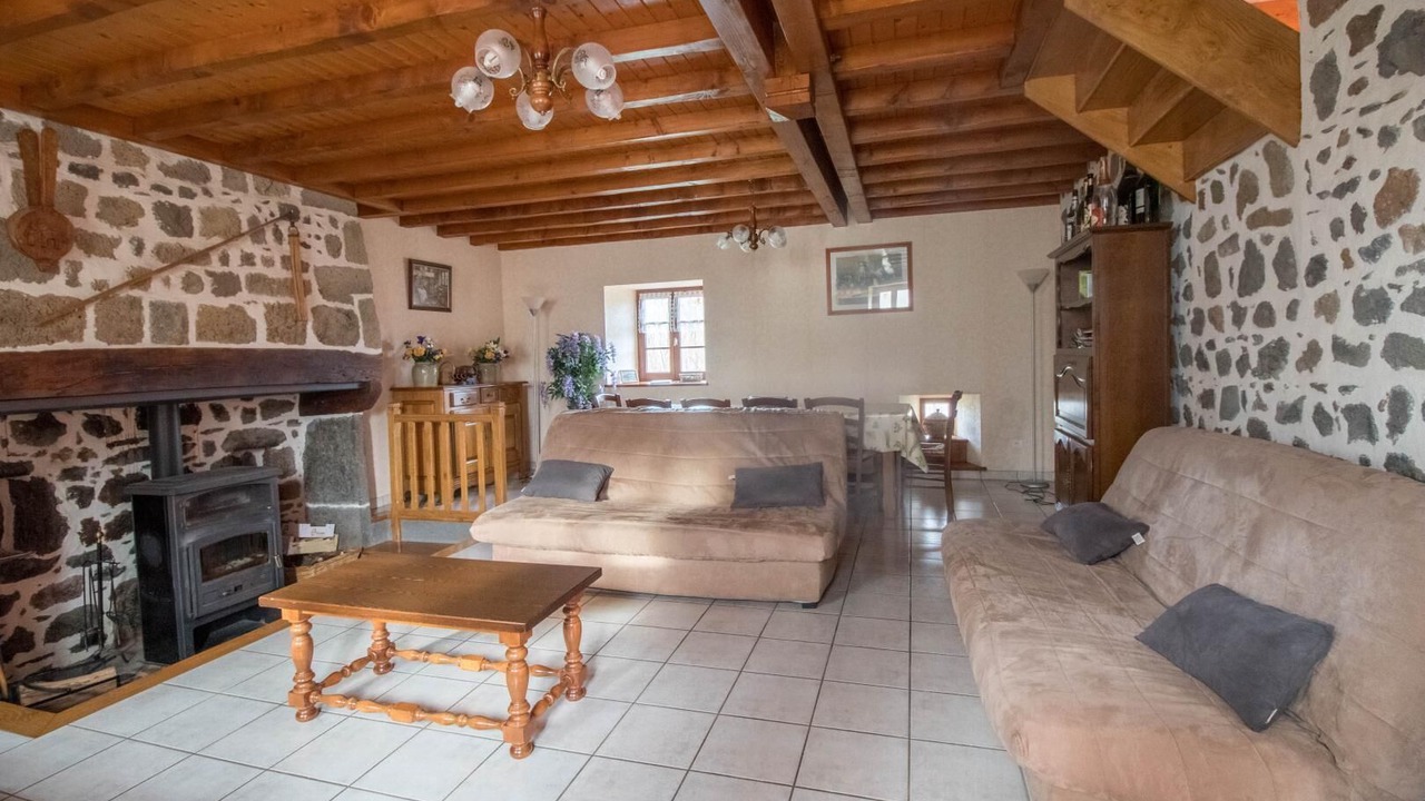 Photo of Livingroom in Nebouzat