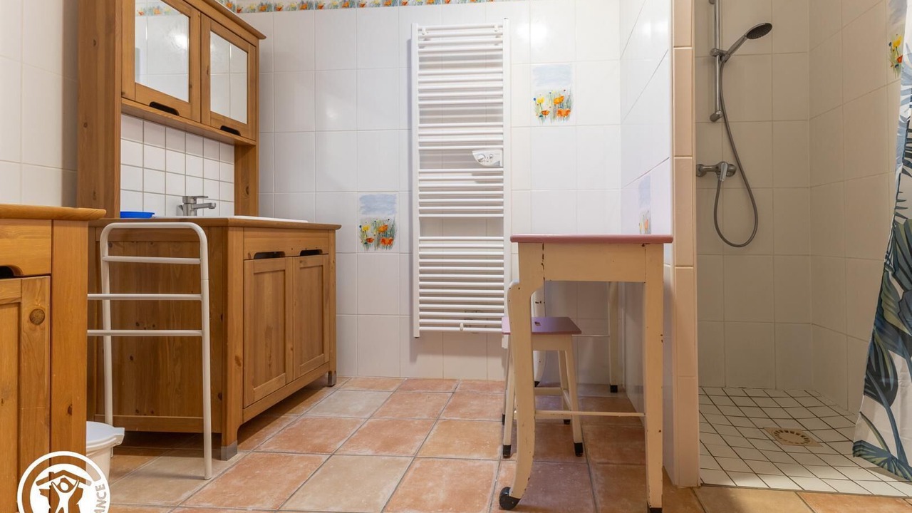 Photo of Bathroom in Nonette
