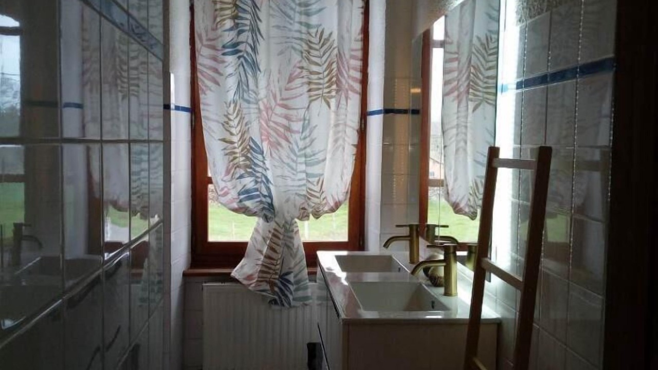 Photo of Bathroom in Puy-Saint-Gulmier