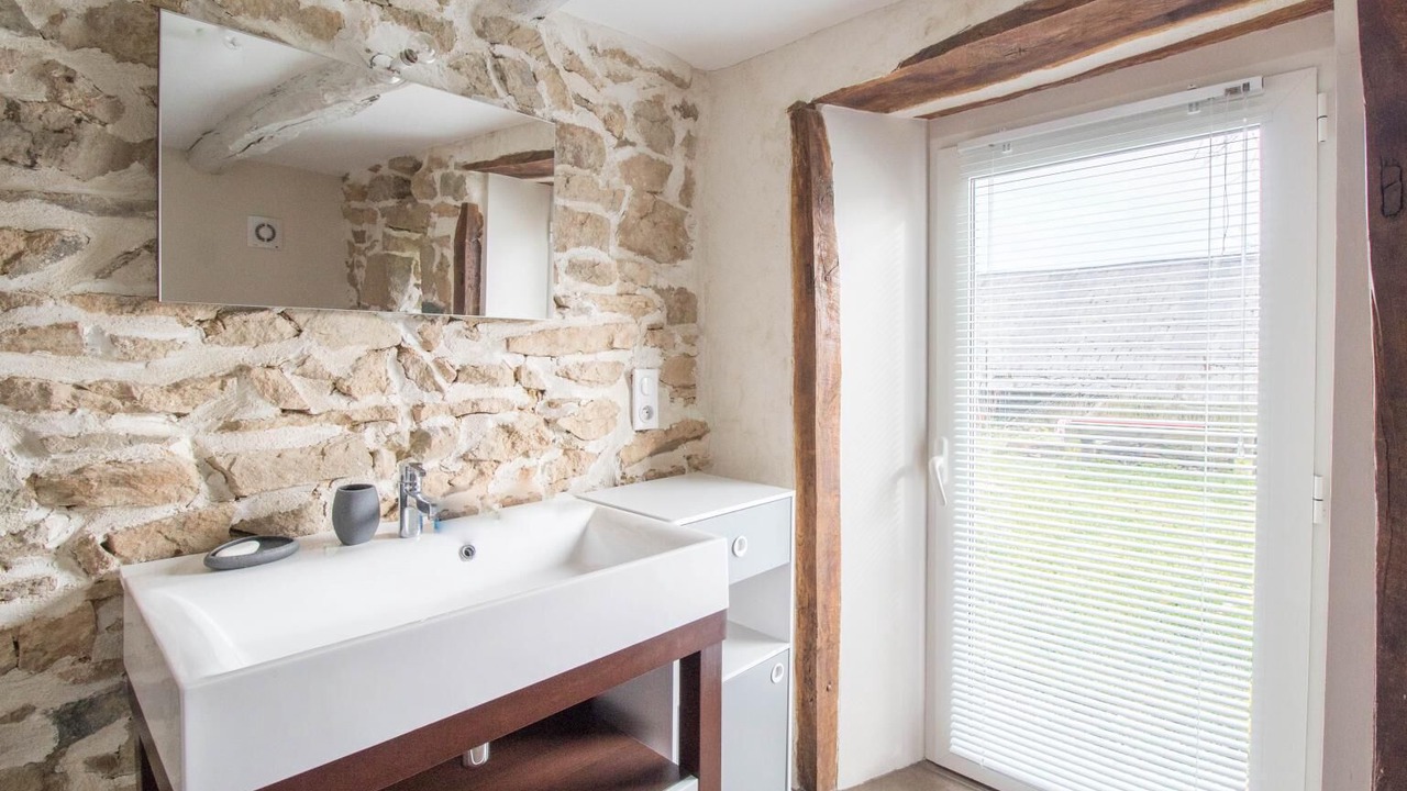 Photo of Bathroom in Genouillac