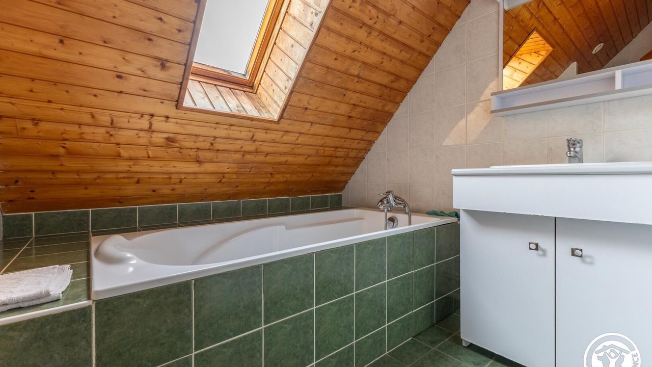 Photo of Bathroom in Vernines