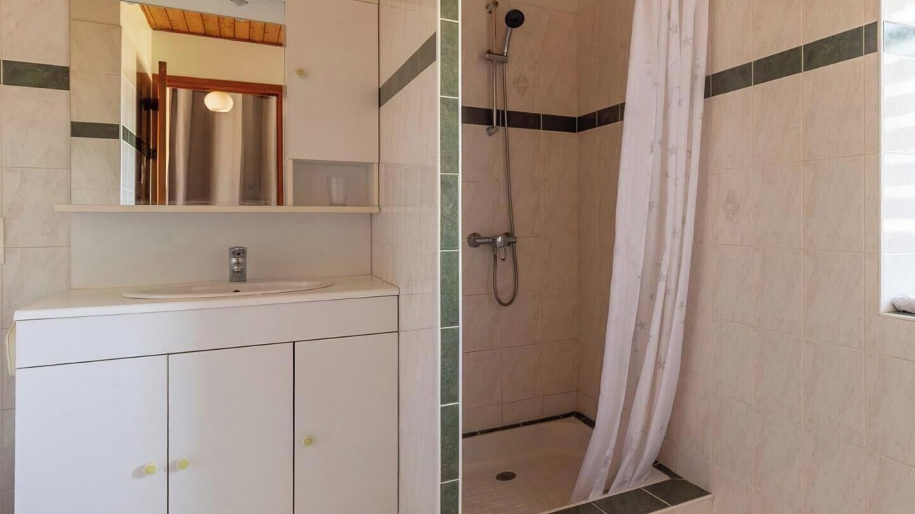 Photo of Bathroom in Vernines