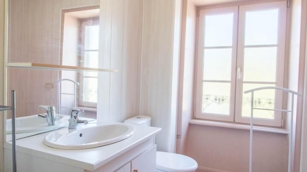 Photo of Bathroom in Heume-l'Eglise