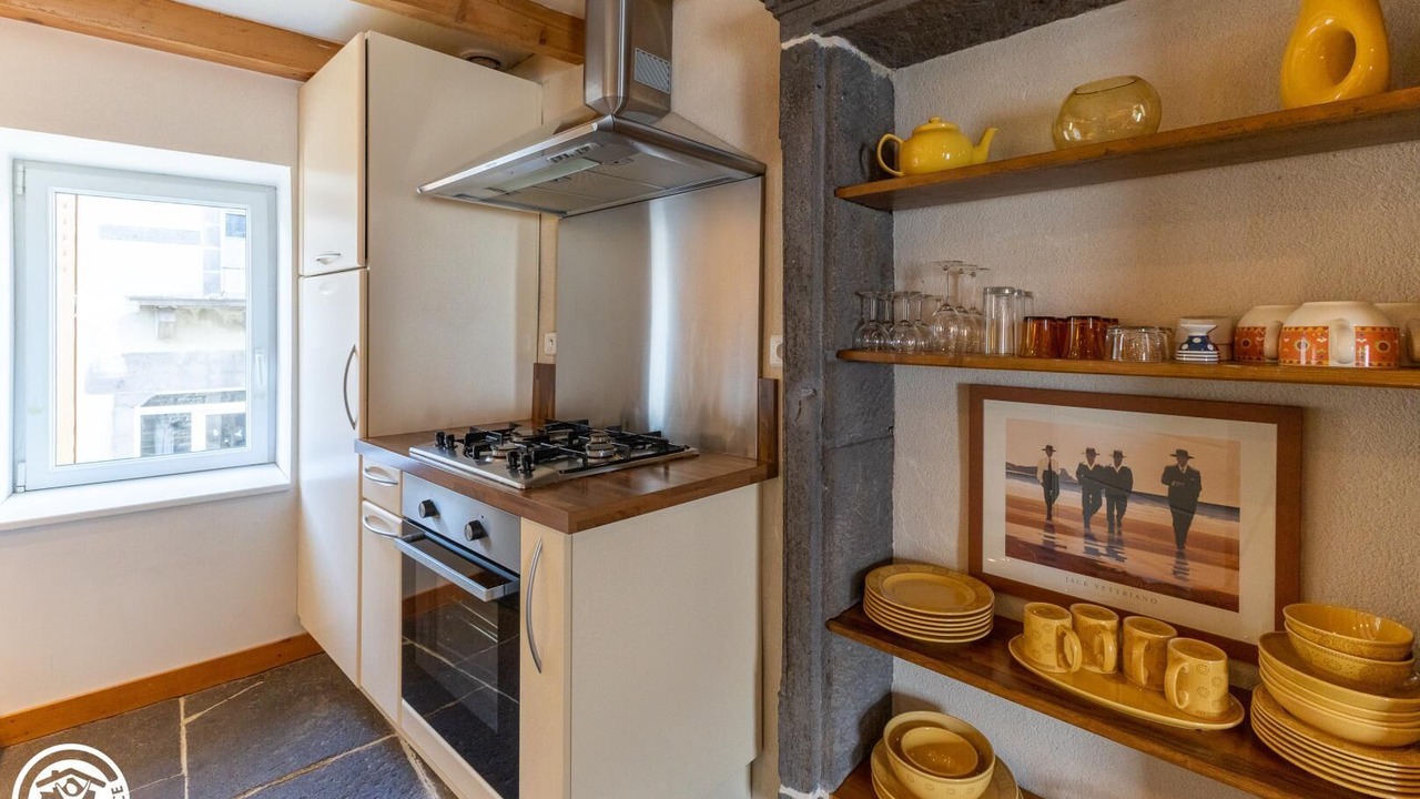 Photo of Kitchen in Charbonnieres-les-Varennes