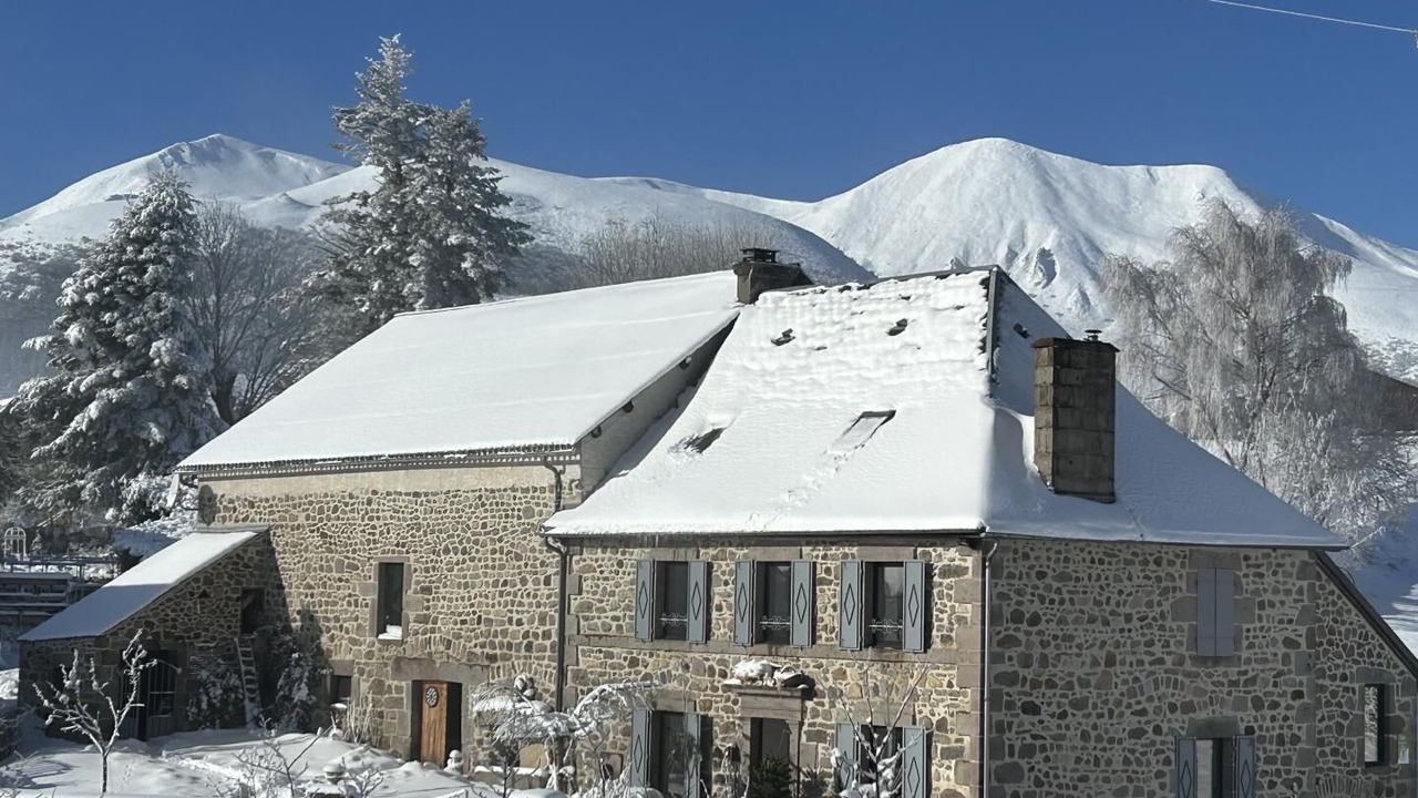 Photo of Outdoor in Chambon-sur-Lac