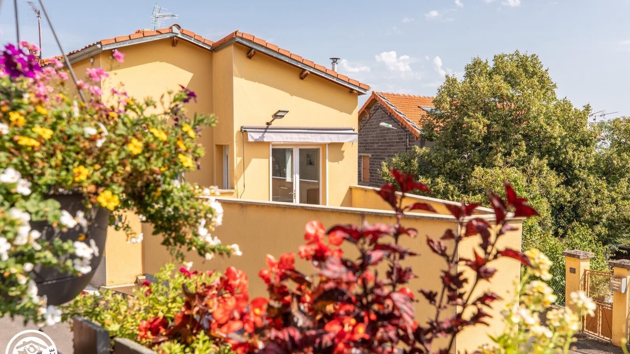 Photo of Outdoor in Volvic