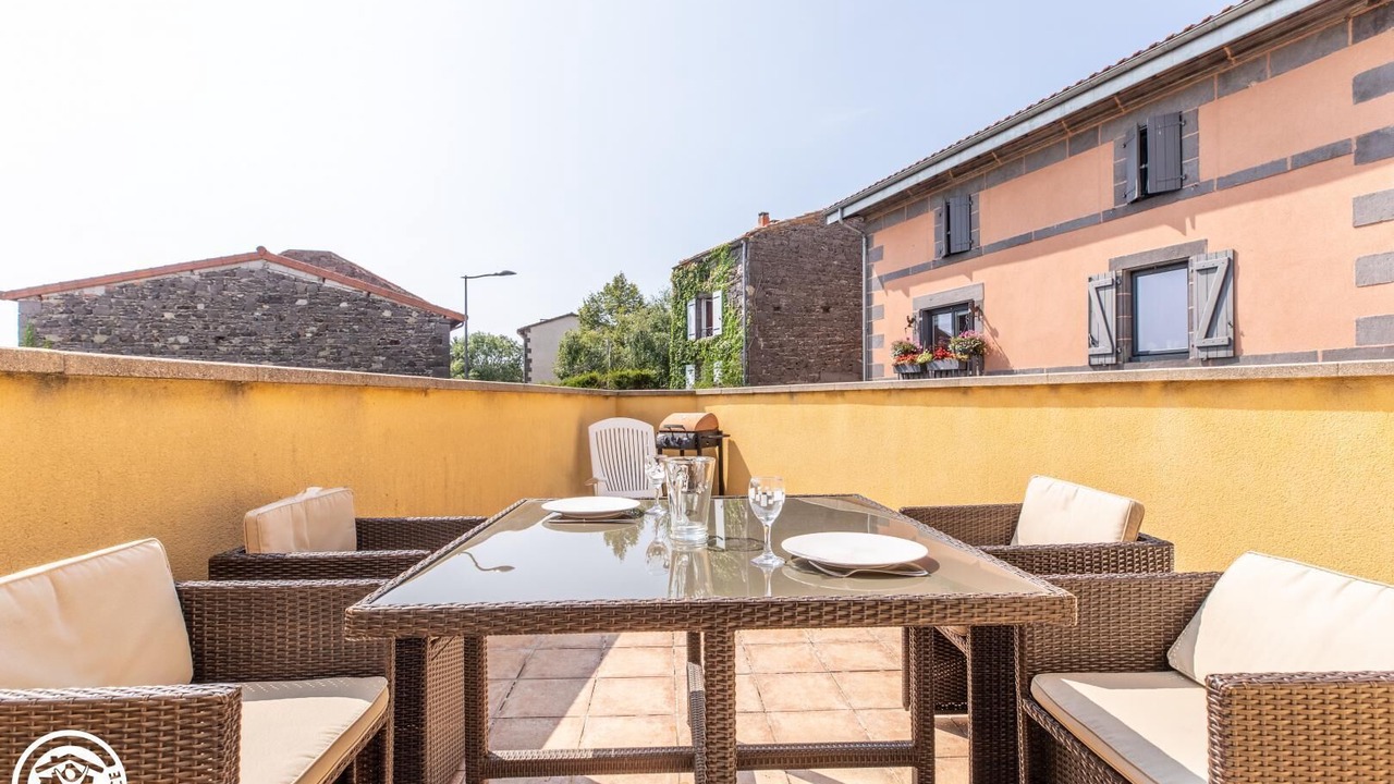 Photo of Outdoor in Volvic