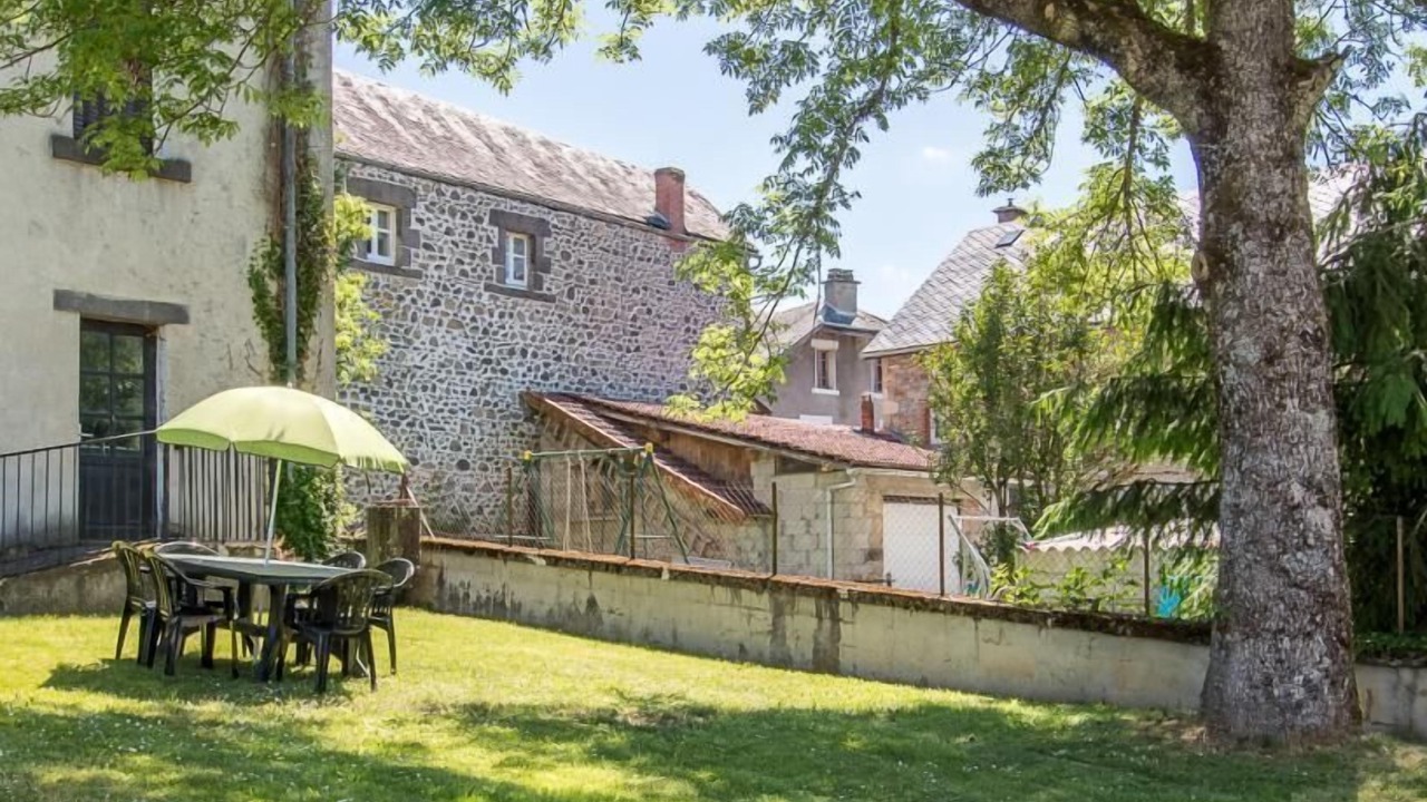 Photo of Outdoor in Messeix