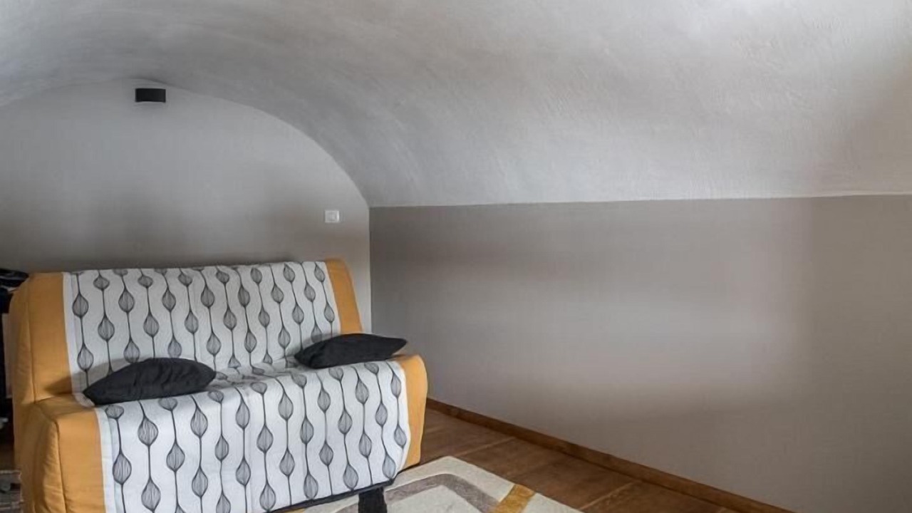 Photo of Others in Gelles