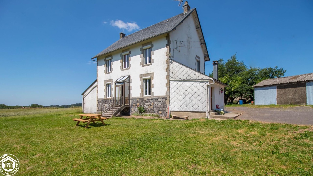 Photo of Outdoor in Aveze