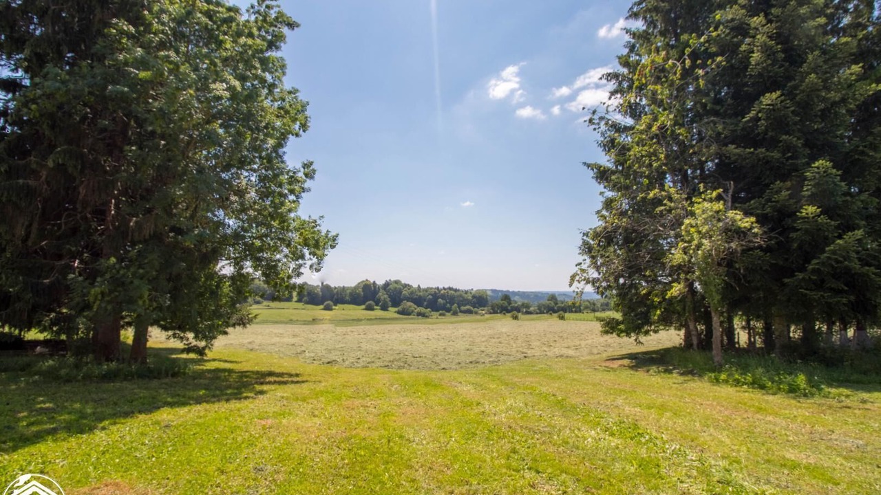 Photo of Outdoor in Aveze