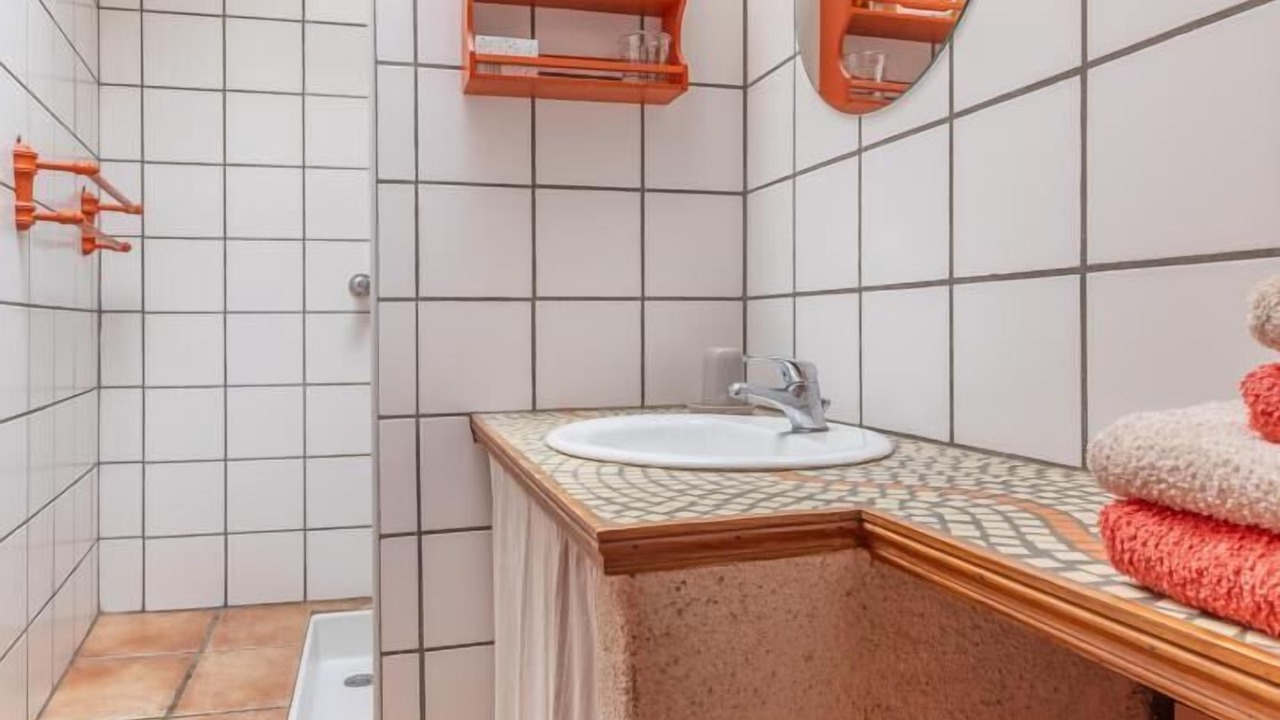 Photo of Bathroom in Authezat