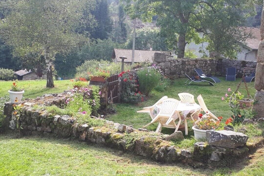 Photo of Outdoor in Saint-Romain