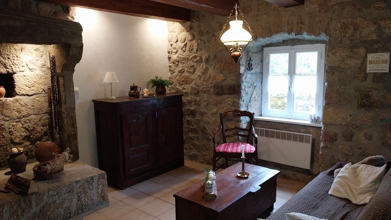 Photo of Livingroom in Saint-Romain