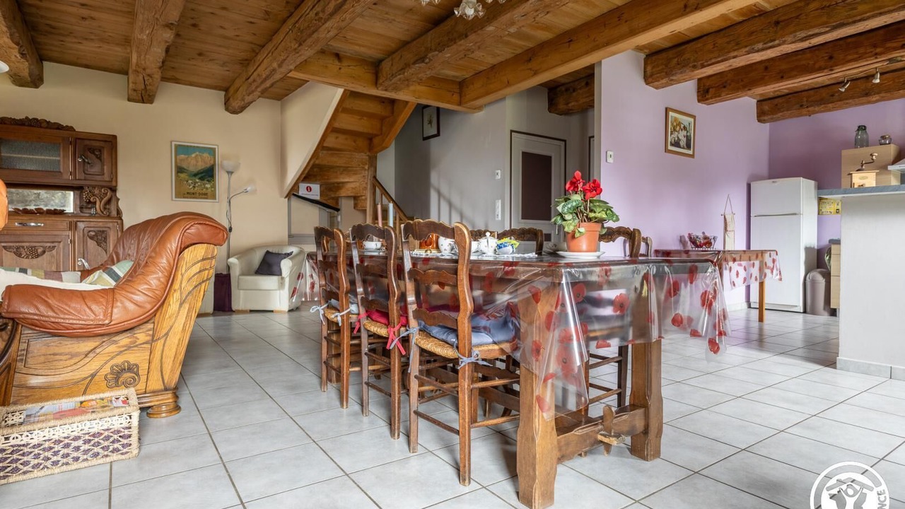 Photo of Others in Larodde