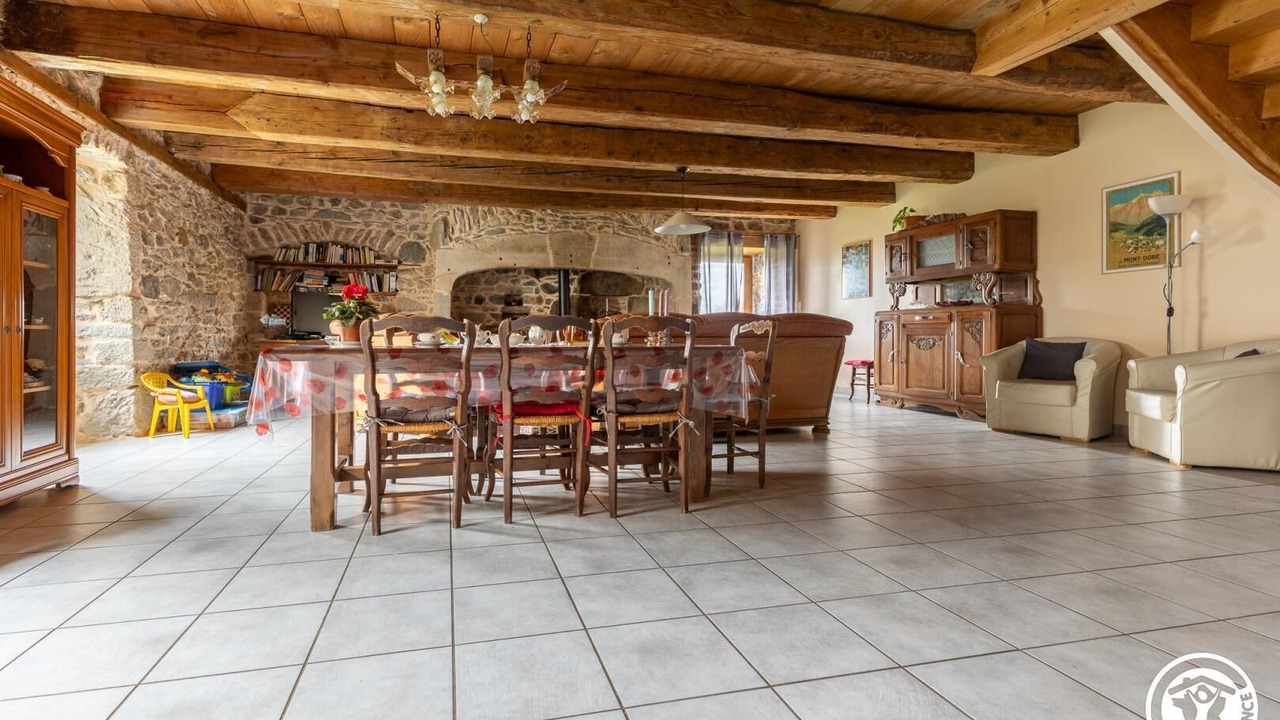 Photo of Others in Larodde