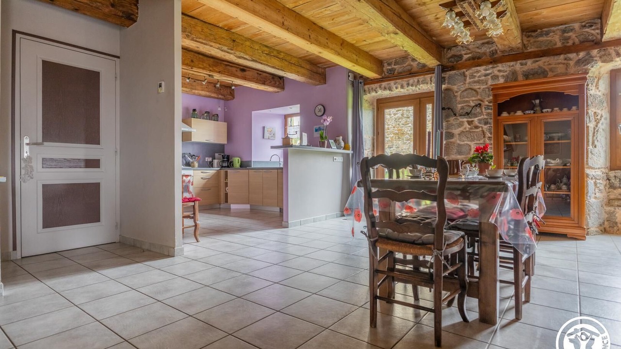 Photo of Others in Larodde