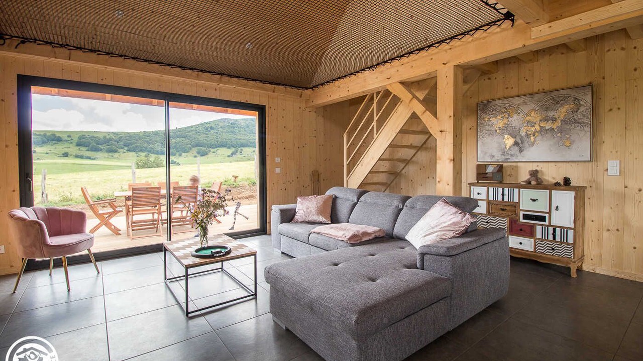 Photo of Livingroom in Chambon-sur-Lac