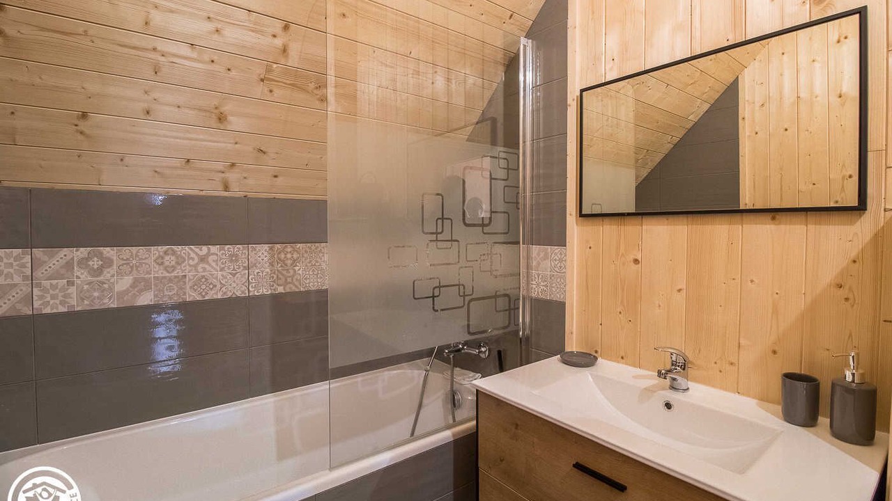 Photo of Bathroom in Chambon-sur-Lac