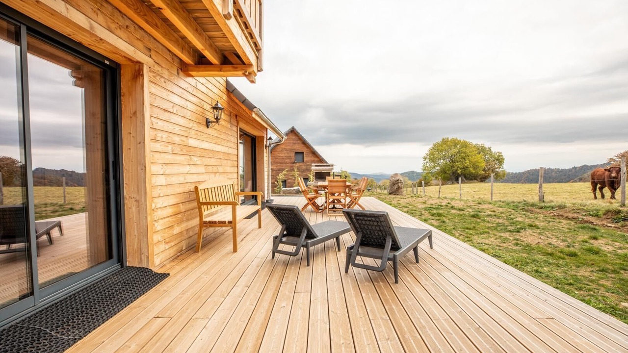 Photo of Outdoor in Chambon-sur-Lac