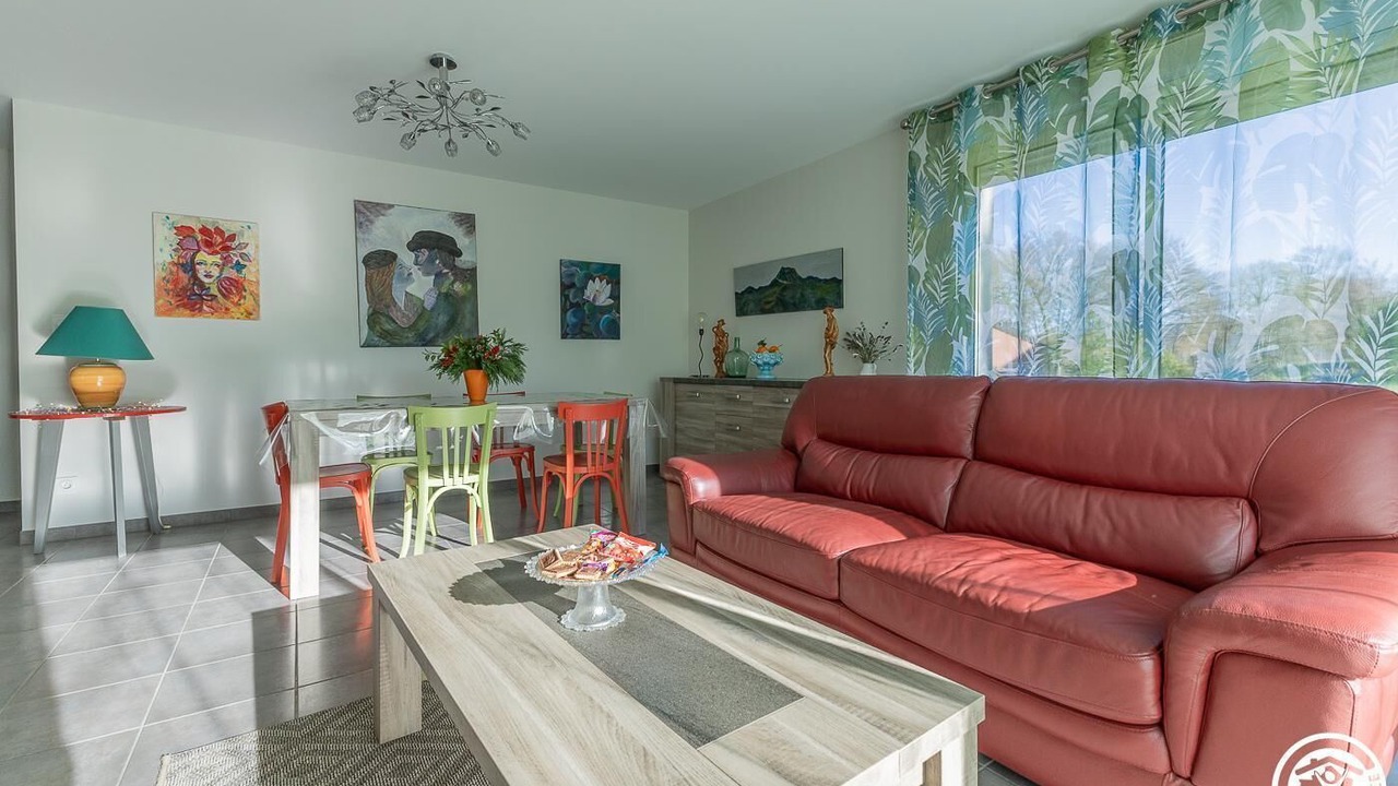 Photo of Livingroom in Saint-Pierre-Roche