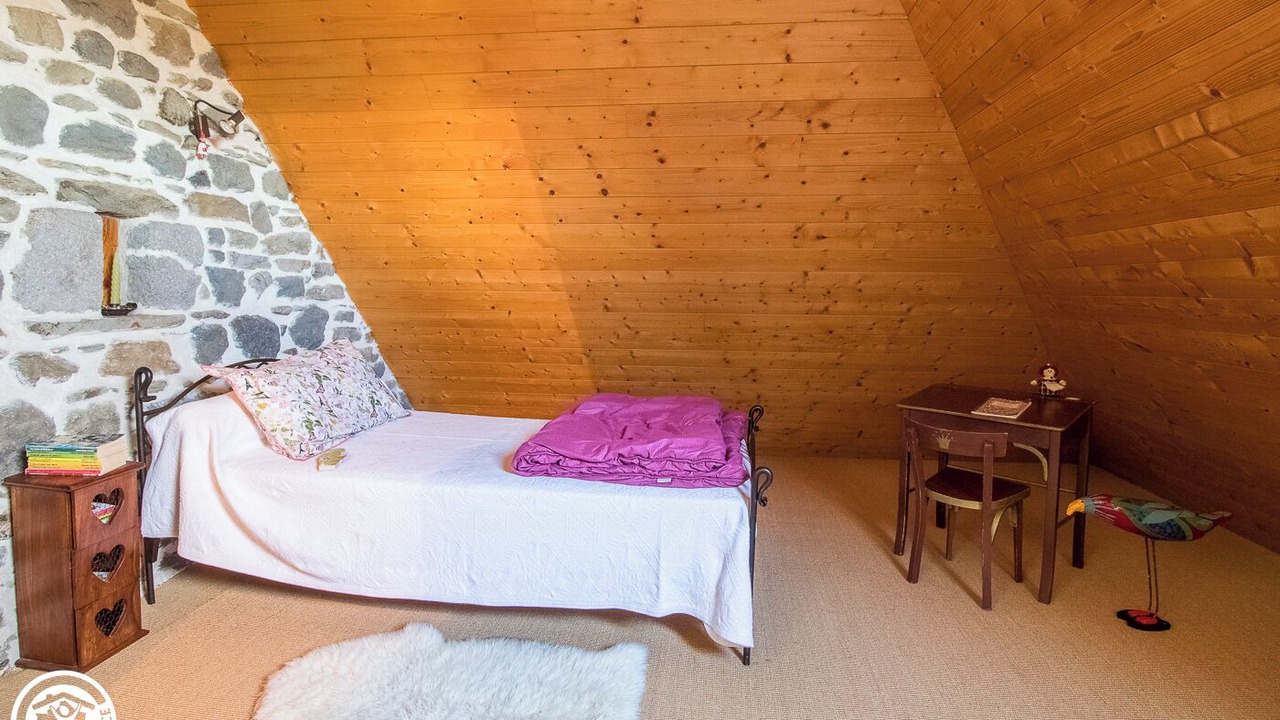 Photo of Bedroom in Aveze