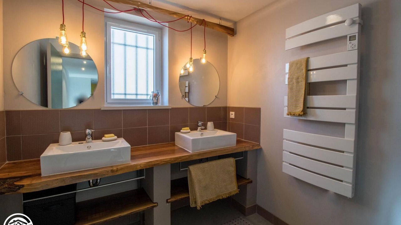 Photo of Bathroom in Montpeyroux