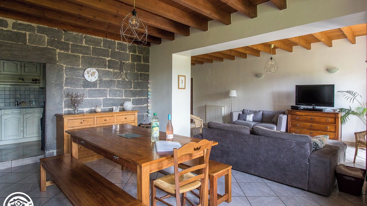 Photo of Livingroom in Charbonnieres-les-Varennes