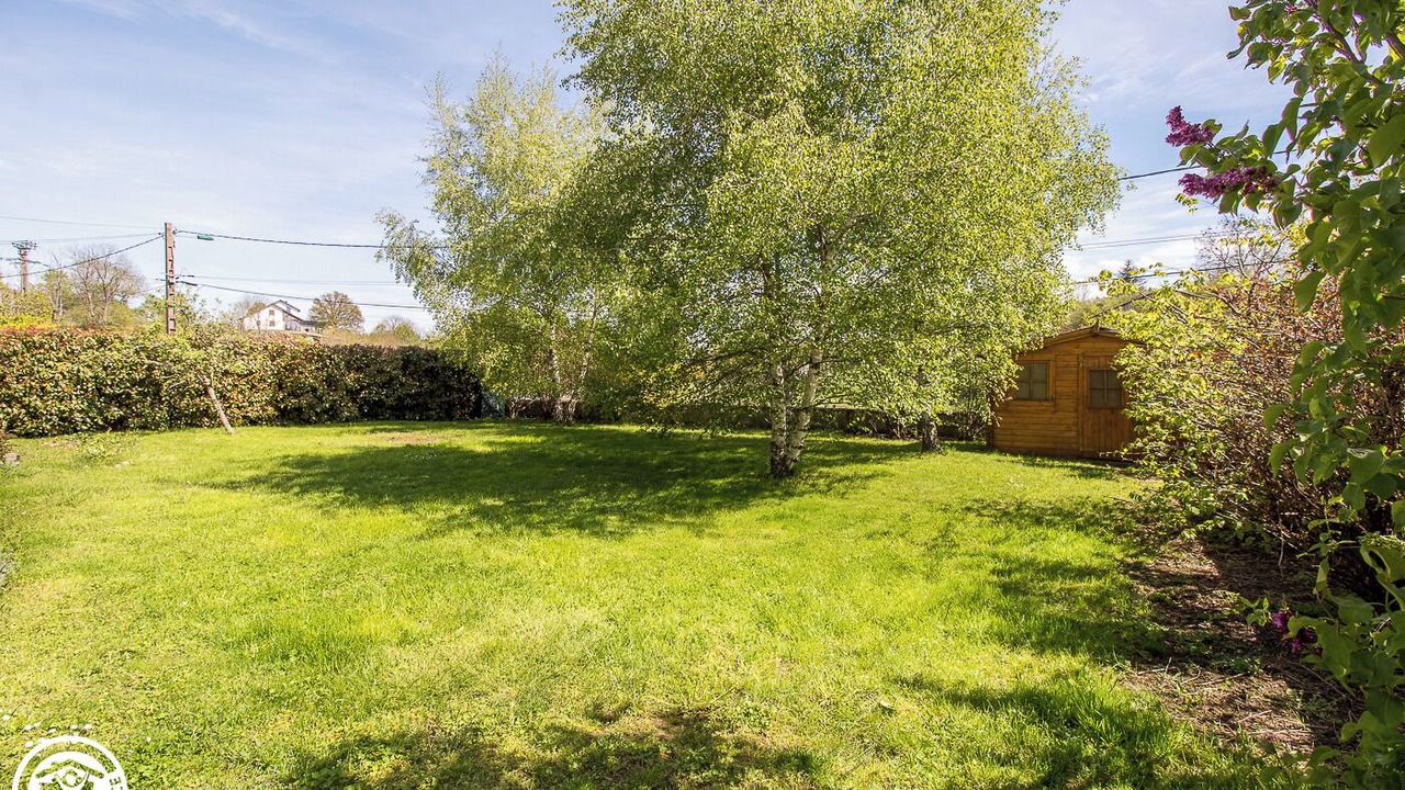 Photo of Outdoor in Charbonnieres-les-Varennes