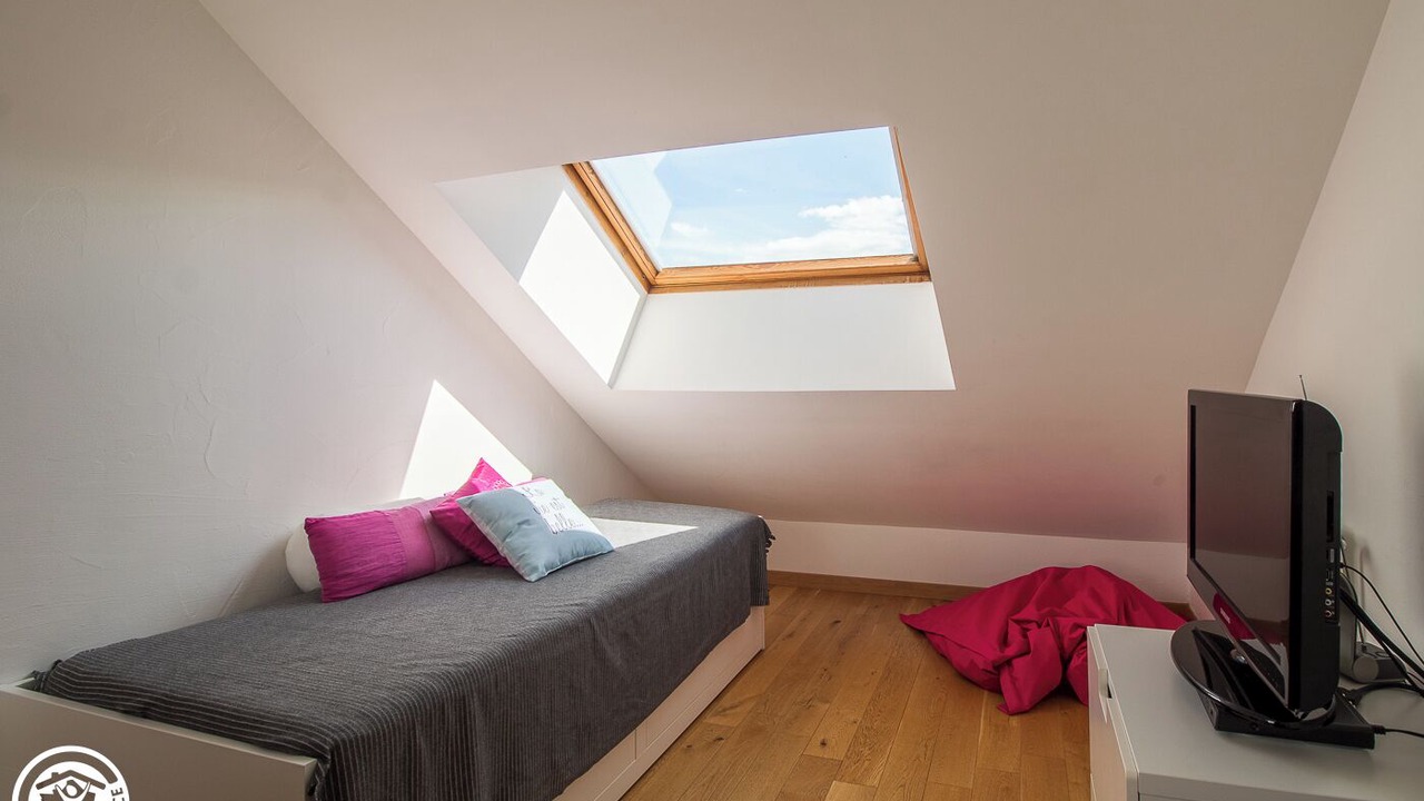 Photo of Bedroom in Charbonnieres-les-Varennes