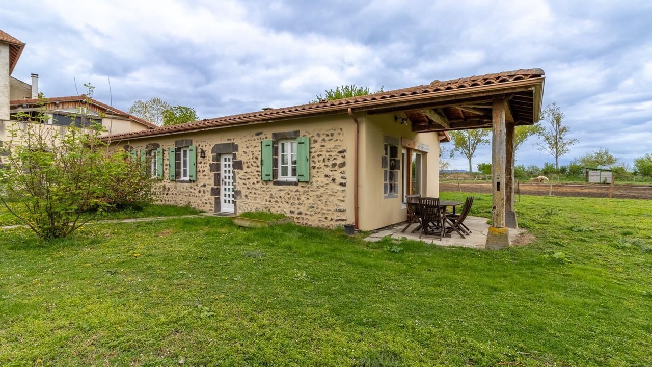 Photo of Outdoor in Ennezat