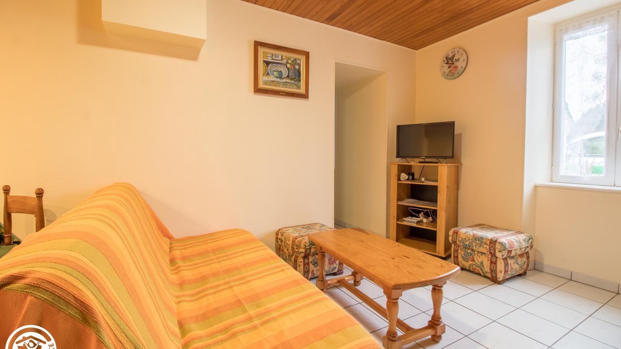 Photo of Livingroom in Nebouzat