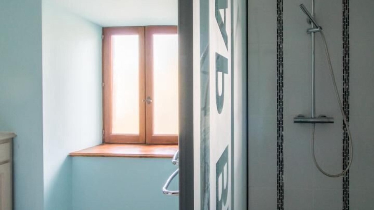 Photo of Bathroom in Saint-Antheme