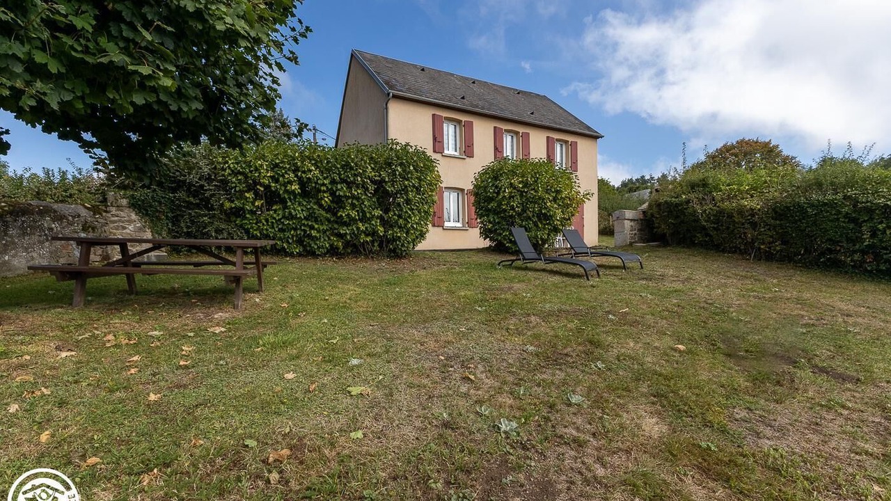 Photo of Outdoor in Miremont